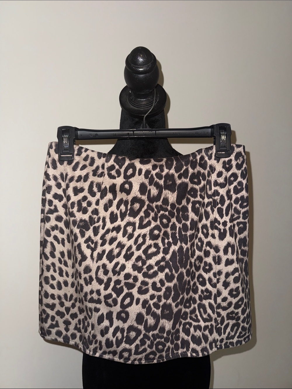 Mod on Trend Leopard Print Mini Skirt